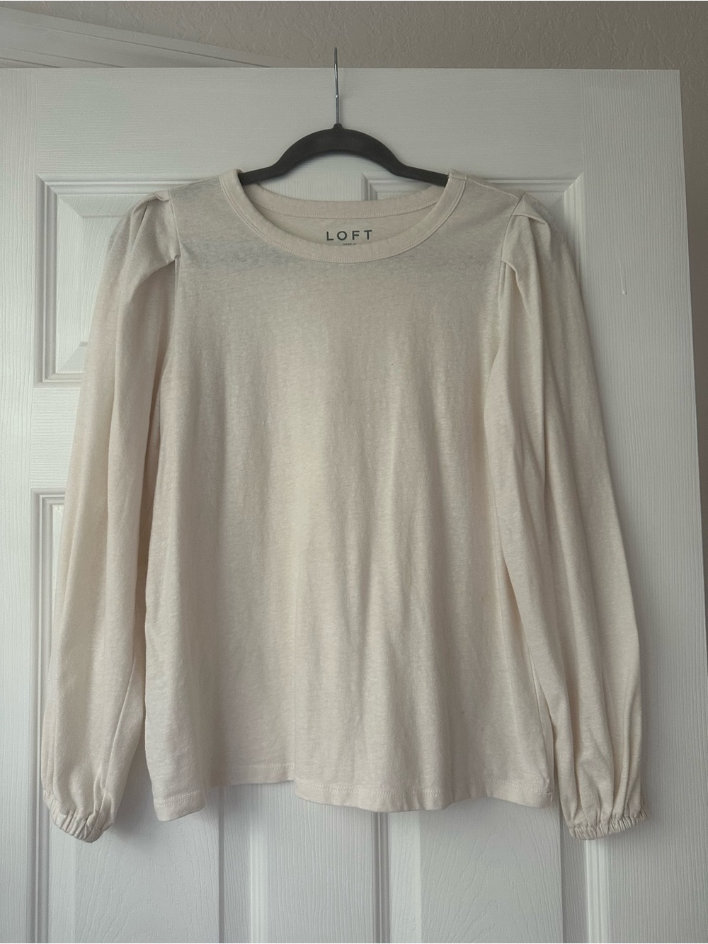 LOFT Cream Puff Shoulder Long Sleeve Tee